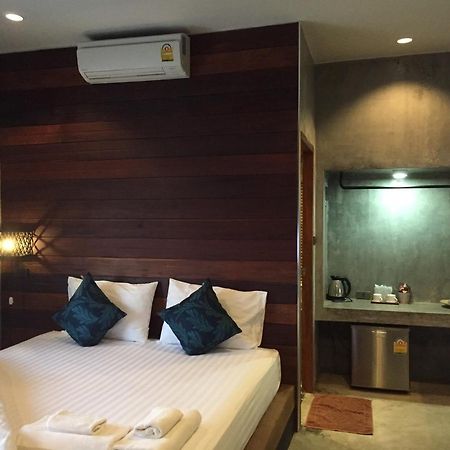 The Pud Dee Hotel Chiang Khan Exterior photo
